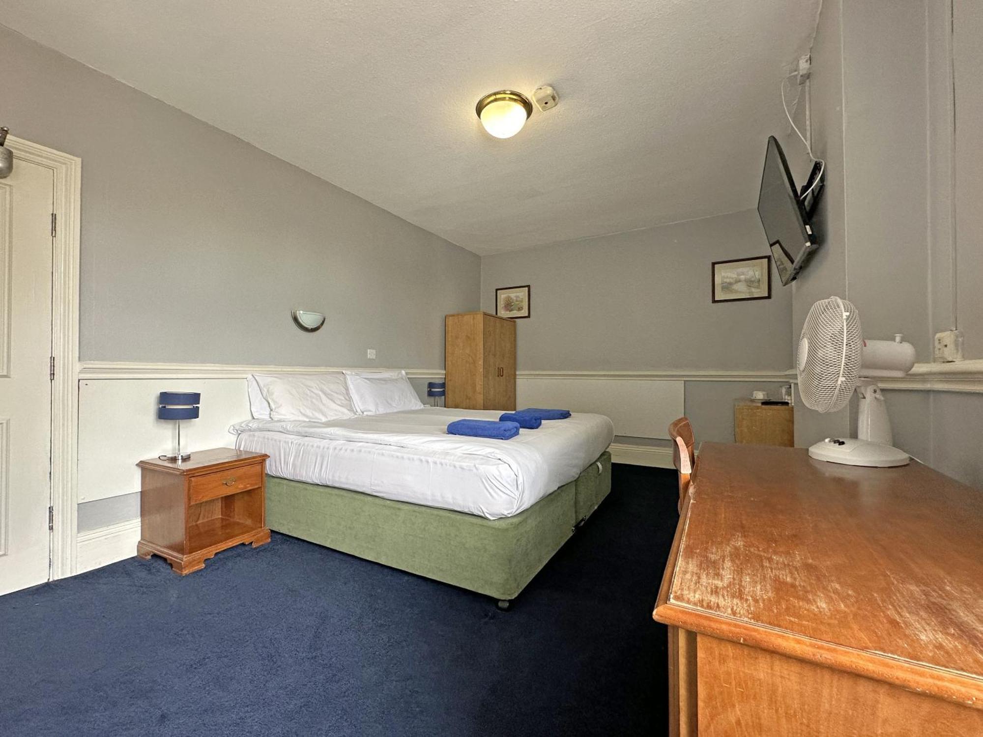 Royal Hotel
